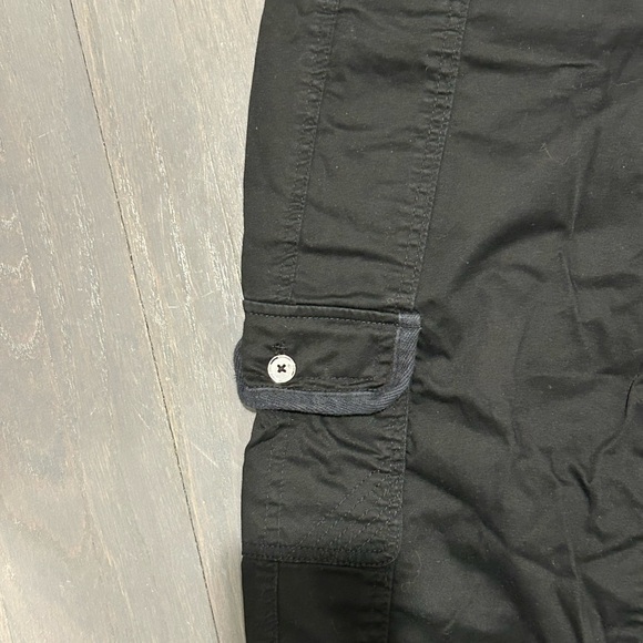 White House Black Market Black Cargo Pants Relaxed Fit - Picture 4 of 10